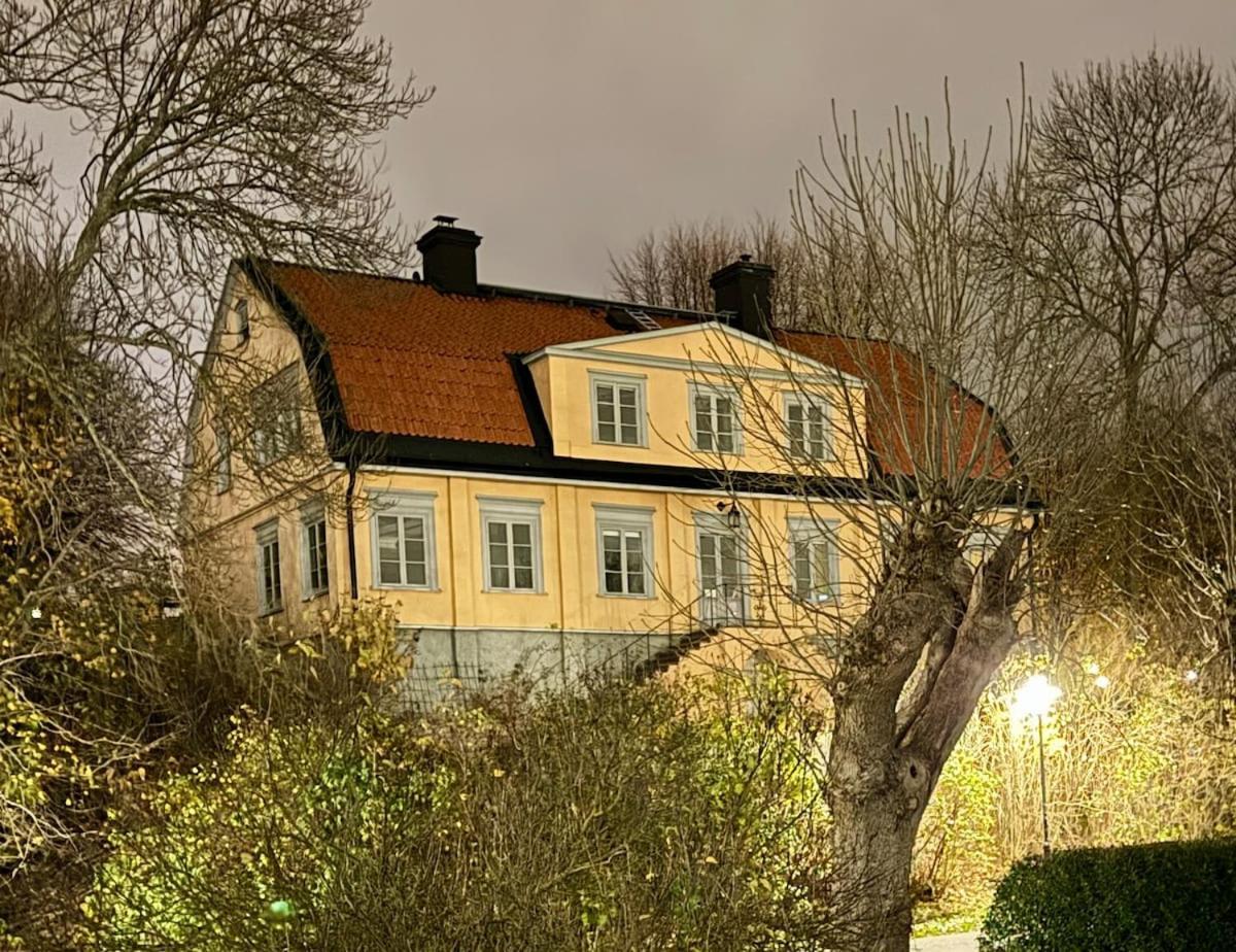 Lilla Froesunda Herrgard Guest Upstairs Apartment